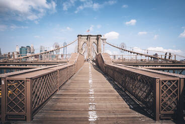 Brooklyn Bridge Against Cloud Sky - EYF04009