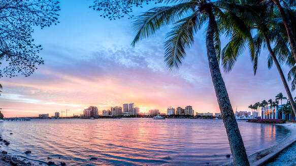 City At Waterfront During Sunset - EYF04277