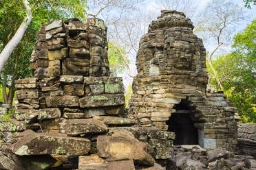Banteay Chhmar, Ankorian-era temple ruins, Cambodia - CAVF79131
