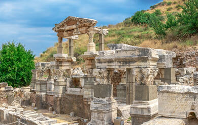 Der Trajansbrunnen in Ephesus, Türkei - CAVF80481