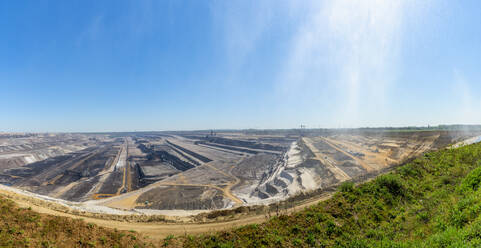 Panorama des riesigen Tagebaus - FRF00915