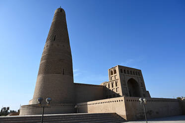 Emin-Turm und uigurische Moschee, erbaut 1777 aus Holz und Ziegeln, Turfan, Seidenstraße, Xinjiang, China, Asien - RHPLF14725