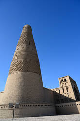 Emin-Turm an der uigurischen Moschee, erbaut 1777 aus Holz und Ziegeln, Turfan, Seidenstraße, Xinjiang, China, Asien - RHPLF14726