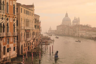 Beautiful Grand Canal, winter fog, morning golden light, Santa Maria della Salute, Venice, UNESCO World Heritage Site, Veneto, Italy, Europe - RHPLF15006