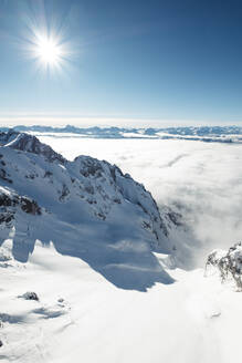 Österreich, Steiermark, Schladming, Blick auf den Sonnenschein über dem Ennstal und den Niederen Tauern - WFF00434