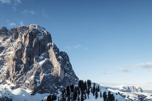 Italien, Trentino, Wolkenstein, Blick auf das Massiv der Sellagruppe in der Abenddämmerung - WFF00449