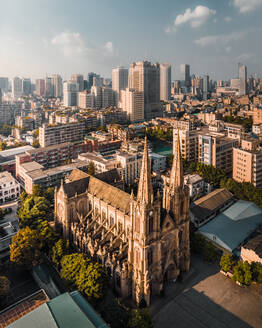 Luftaufnahme der Sacred-Heart-Kathedrale, Guangzhou, China - AAEF08480
