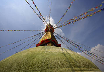 Die berühmte Boudhanath-Stupa in Kathmandu - CAVF81919