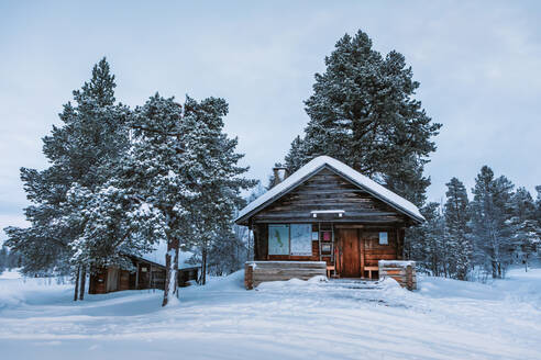 Hütte Pyhakero im Winter, Hetta, Enontekioe, Finnland - WVF01558