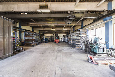 Empty industrial hall in a metalworking factory - DIGF11372