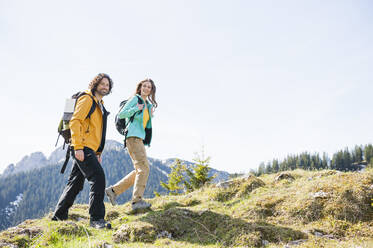 Hiking couple, Wallberg, Bavaria, Germany - DIGF11655