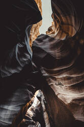 Das Innere des Antelope Canyon, Farbe und Texturen - CAVF83540