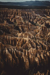 Bryce Canyon vom Bryce Point bei Sonnenuntergang - CAVF83574