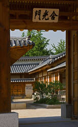 Türrahmen am Königspalast in Seoul / Südkorea - CAVF83643