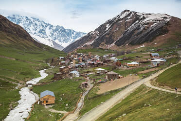 Georgien, Swanetien, Ushguli, Häuser eines mittelalterlichen Bergdorfes - WVF01750