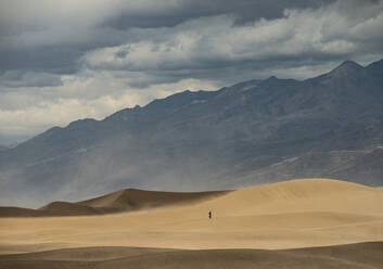 Die weiten Wüsten und Formationen des Death Valley National Park in - CAVF83805