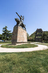 Georgien, Schida Kartli, Gori, Lomtchabuki-Statue vor der Festung von Gori - WVF01755