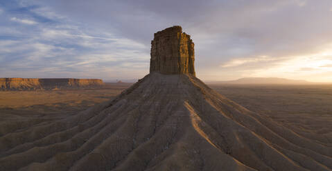 Erosion Cuts Deep Lines in the Earth Surround the Chimney Rock M - CAVF84127