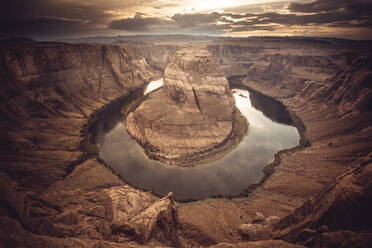 Horseshoe Bend Punkt bei Sonnenuntergang - CAVF84228