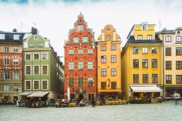 Stortorget mit bunten mittelalterlichen Häusern in der Altstadt Gamla Stan - CAVF84470