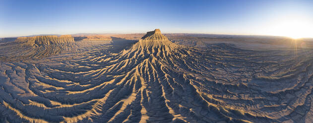 Erosion paints an abstract picture in the badlands of Utah backcountry - CAVF84672