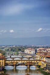 Der berühmte Ponte Vecchio in Florenz - CAVF84832