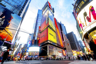 USA, New York, New York City, Times Square road intersection - PUF01893