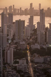 Blick vom Convento de Santa Cruz de la Popa von Cartagena bei Sonnenuntergang, Cartagena, Bolivar Department, Kolumbien, Südamerika - RHPLF15183