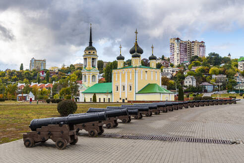 Platz der Admiralität am Fluss Woronesch, Woronesch, Gebiet Woronesch, Russland, Eurasien - RHPLF15271