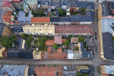 Schweden, Schonen, Malmö, Luftaufnahme von Dächern alter Stadtgebäude - TAMF02254