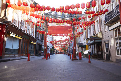 UK, England, London, Empty street in Chinatown - PMF01077