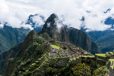 Ansicht von Machu Picchu gegen den Himmel - EYF05920