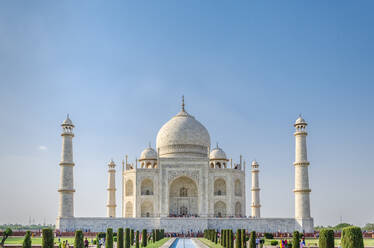 Ansicht des Taj Mahal gegen den Himmel - EYF06311