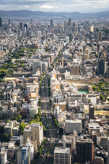 Japan, Präfektur Osaka, Osaka, Luftaufnahme einer dicht besiedelten Stadt - EHF00350