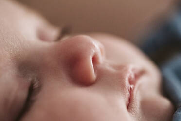 Extreme close-up of baby girl sleeping - EBBF00188