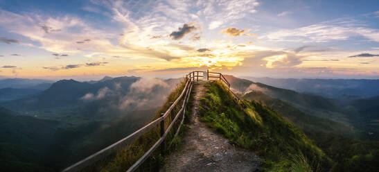 Panoramic View Of Footpath Along Mountains - EYF07220