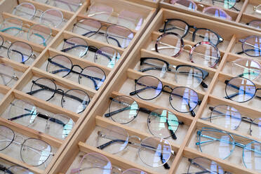 Full Frame Shot of Eyeglasses In Box For Sale At Store - EYF08529