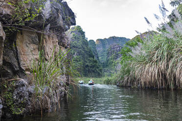 Vietnam, Kalksteinberge im Trang An Scenic Landscape Complex - RUNF03741