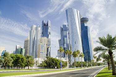 Panoramic View Of City Buildings Against Sky - EYF09107