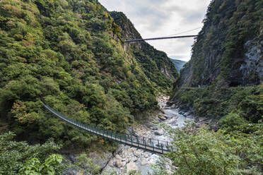 Taiwan, Hualien county, Taroko National Park, Bridges over Taroko gorge - RUNF03808