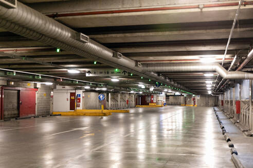 Interior view of an empty parking garage in Florence, Italy during the Corona virus crisis. - CUF55725