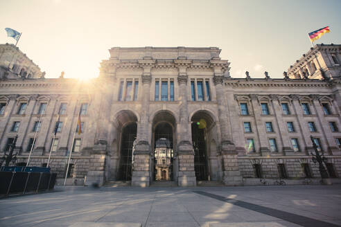 Germany, Berlin, Sun setting over back entrance of Reichstag - ZMF00496