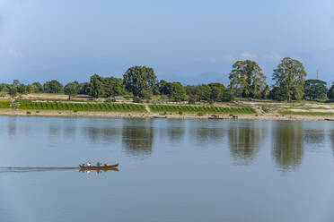 Irrawaddy-Fluss in Myitkyina, Kachin-Staat, Myanmar (Birma), Asien - RHPLF15766