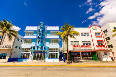Der normalerweise überfüllte Deco Drive in South Beach Miami ist während der COVID-19-Viruspandemie leer, Miami, Florida, Vereinigte Staaten von Amerika, Nordamerika - RHPLF15776