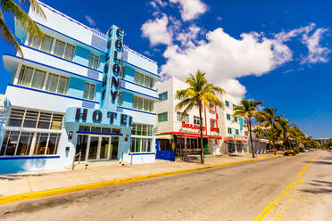 Der normalerweise überfüllte Deco Drive in South Beach Miami ist während der COVID-19-Viruspandemie leer, Miami, Florida, Vereinigte Staaten von Amerika, Nordamerika - RHPLF15777