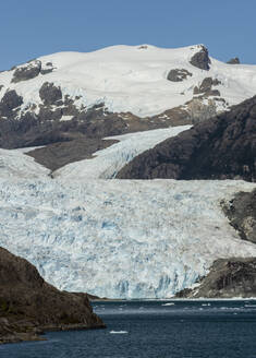 Asia Fjord und Brujo-Gletscher, Chilenische Fjorde, Chile, Südamerika - RHPLF15829