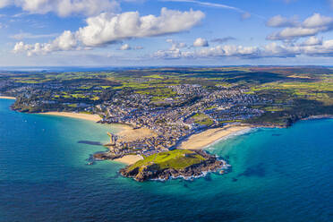 Luftaufnahme von St. Ives, Cornwall, England, Vereinigtes Königreich, Europa - RHPLF15845