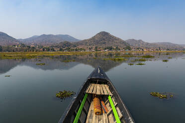 Boot auf dem südlichen Teil des Inle-Sees, Shan-Staat, Myanmar (Burma), Asien - RHPLF15942