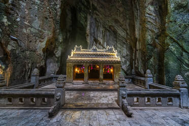 Vietnam, Da Nang, Buddhistisches Heiligtum in den Marmorbergen - RUNF03852