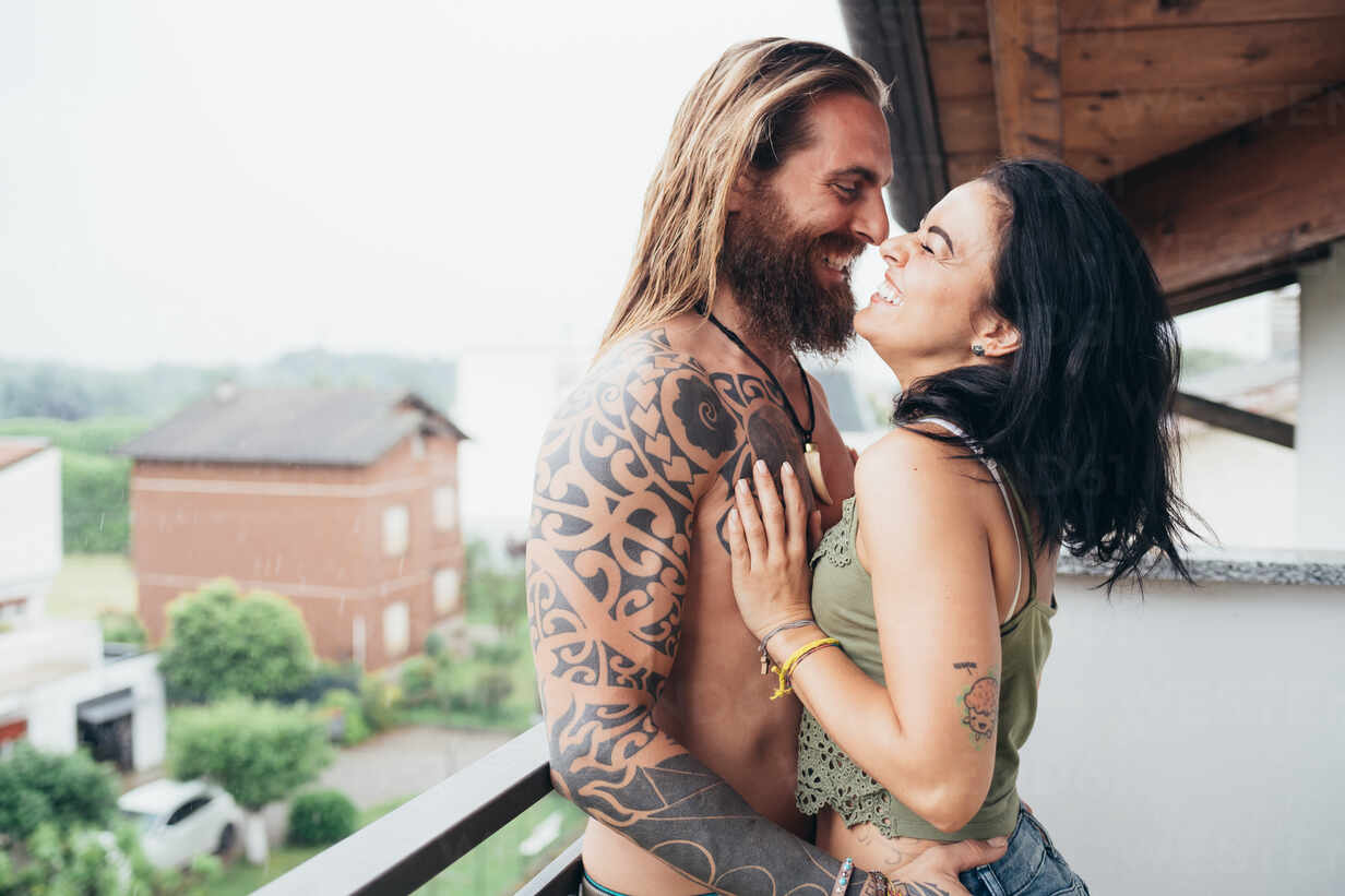 Pin by JEvelyn on Tattoo ideas | Tattooed couples photography, Models  photoshoot, Couple photography